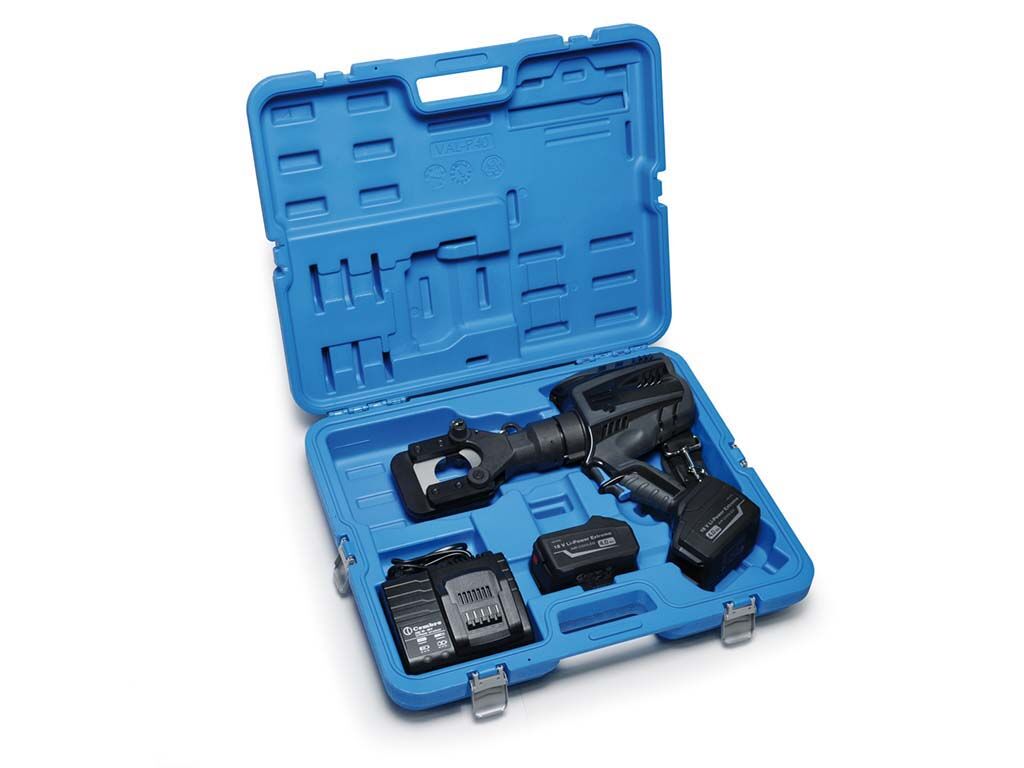 Cembre 18V CORDLESS HYDRAULIC CUTTING TOOL, 1-3/4" ACSR 2 Cembre 18V CORDLESS HYDRAULIC CUTTING TOOL, 1-3/4" ACSR - Image 2